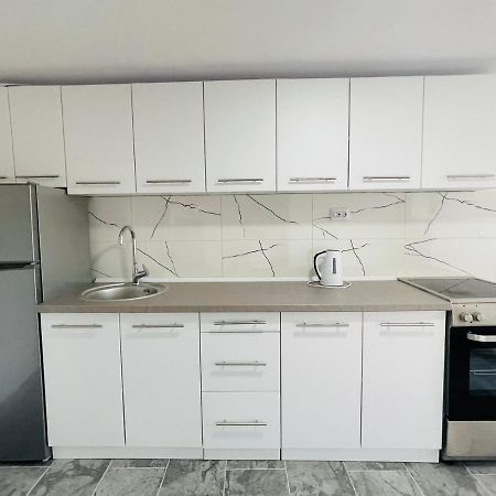 Ajla - Free Parking Apartment ซาราเยโว ภายนอก รูปภาพ